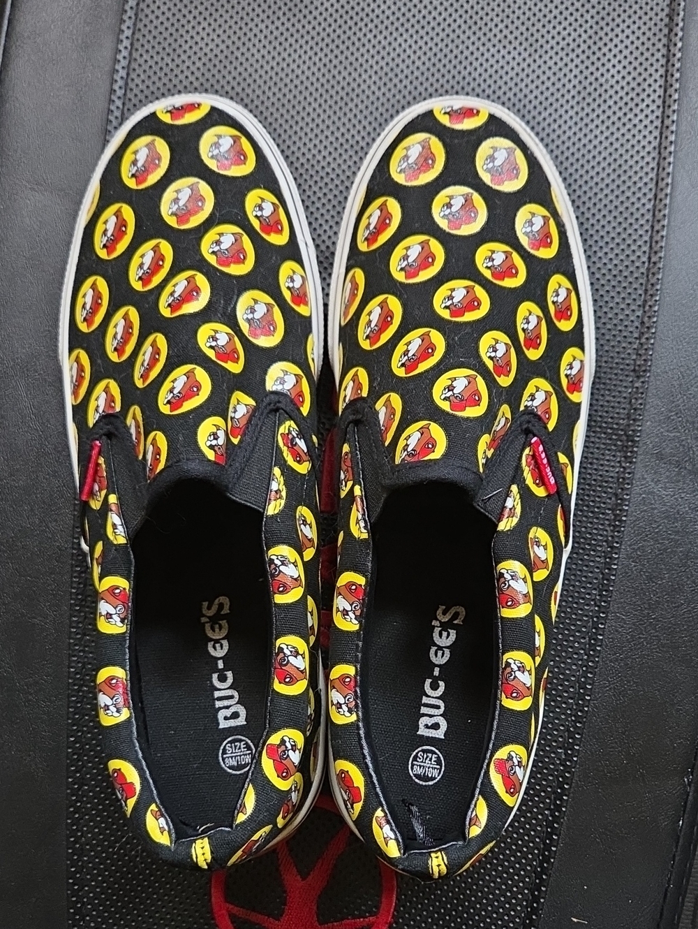Men Or Women BUC-EES Shoes 8M/10W